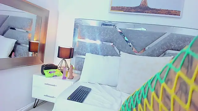 Hanna_Tatoo's cam snapshot