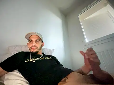 Rebeu313 live sex cam