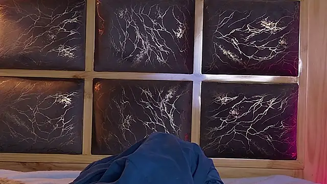 dark_angell77's cam snapshot