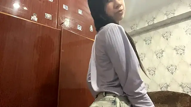 DebbiGoodknight's cam snapshot