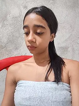 Zoe_Sweett18 live sex cam