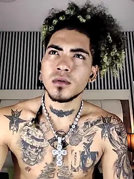 LihanJor_23's cam snapshot