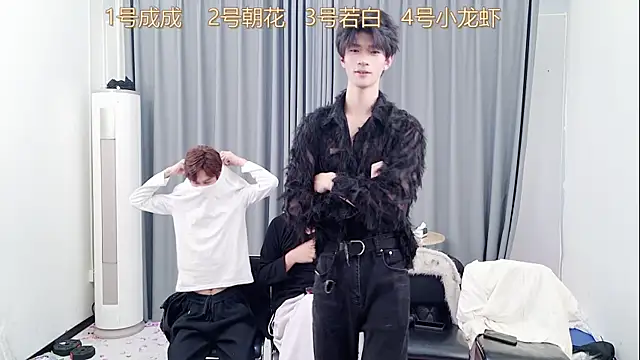 QYBOYS-001's cam snapshot