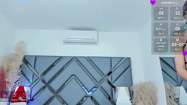 Milan_LewisS's cam snapshot