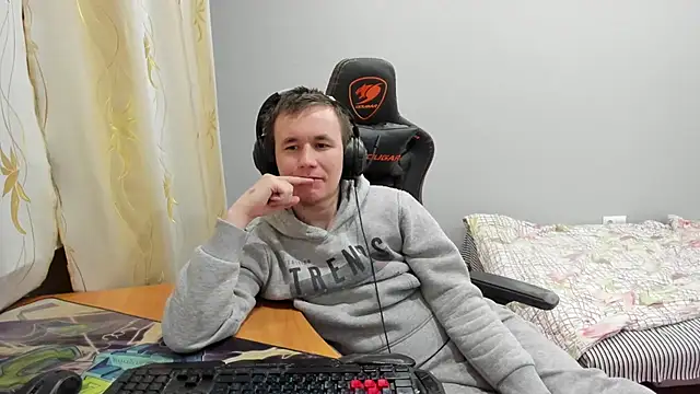 iliaskrislove live sex cam