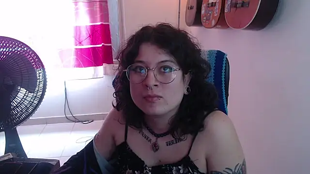 Smoke_trip_Alicia live sex cam