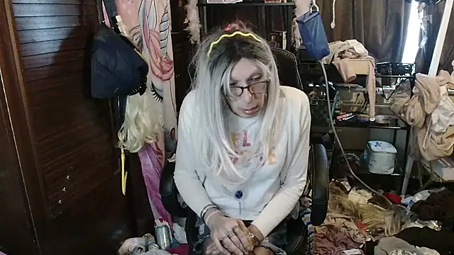 Ombeline1 live sex cam