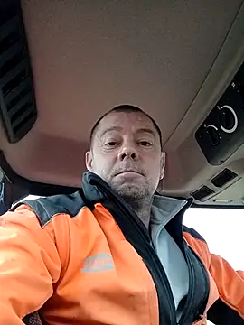 hugoboys4576 live sex cam