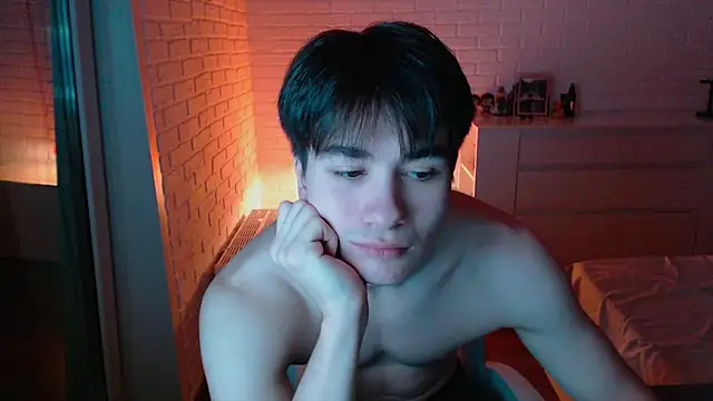 MarkusDean live sex cam