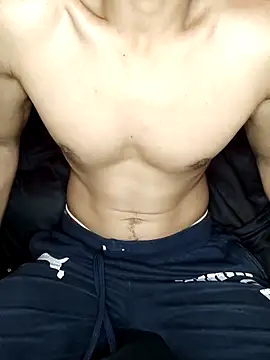 kisses-onmy-body live sex cam