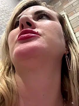 LanaShockk live sex cam