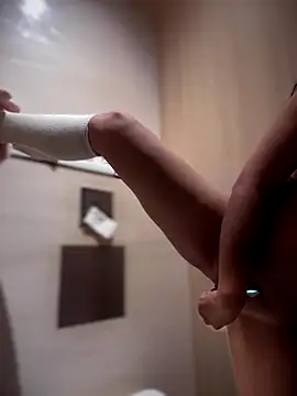 Toffee-00 live sex cam