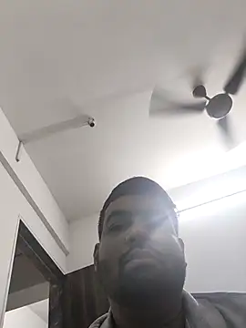 vinay_smalldick live sex cam