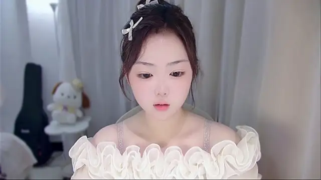 YUANYUAN-A live sex cam