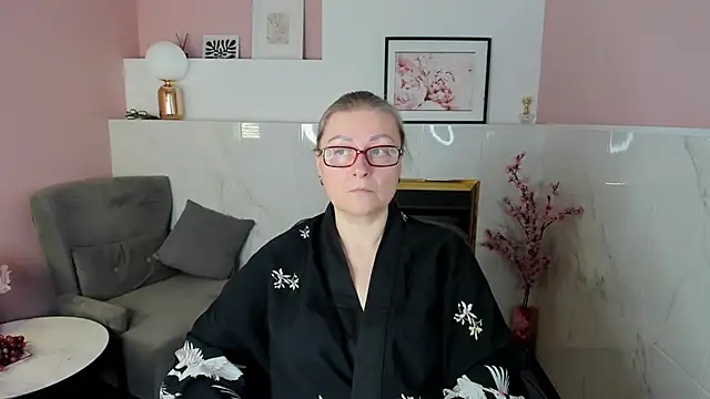 AlexandraKind live sex cam