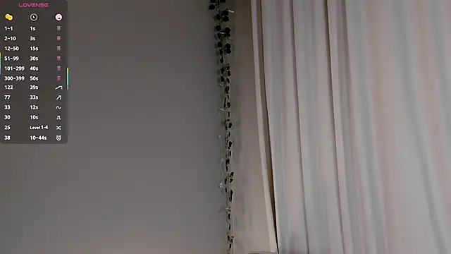 AngilaWineberg live sex cam