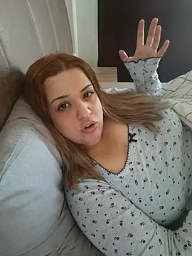 Cansuxyolu live sex cam