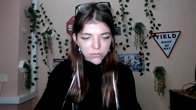 Sweeet_Emilyy's cam snapshot