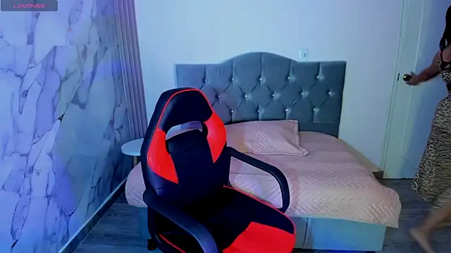 valerynhot_'s cam snapshot