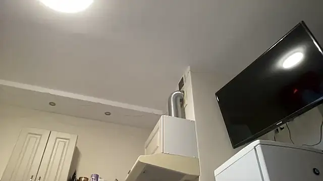 _HotMilfPussy_'s cam snapshot