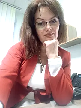 ValeriaLove43211's cam snapshot