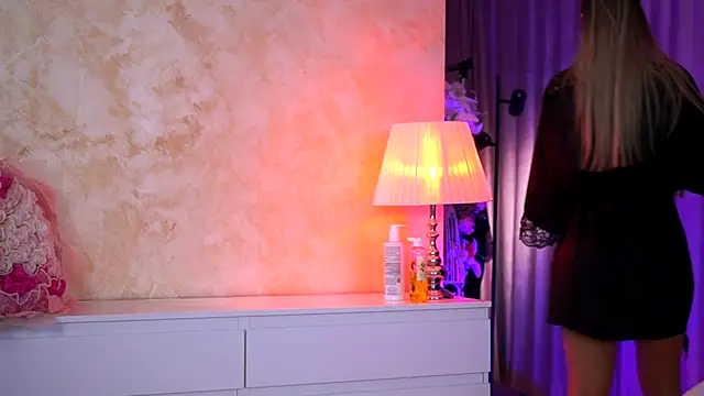 ArtTeasee live sex cam