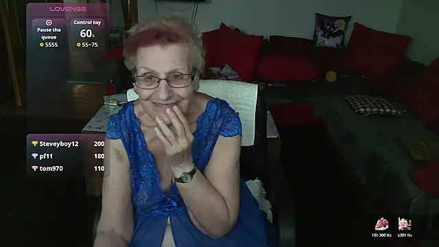 HeisseomaOriginal live sex cam