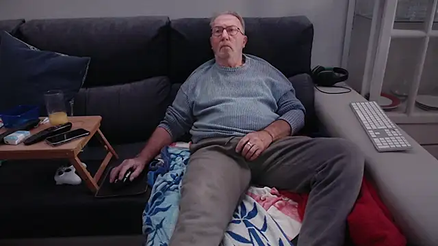 Nudelschwanz live sex cam