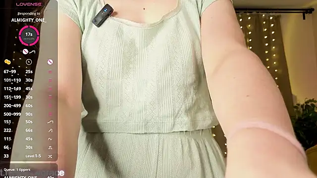 SudieNatera's cam snapshot