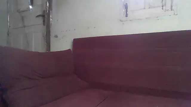 thasmyni live sex cam