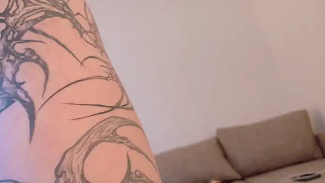 Yuriko_May live sex cam