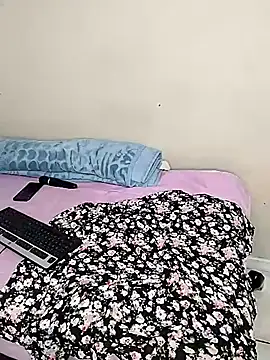 SexyLipss_'s cam snapshot