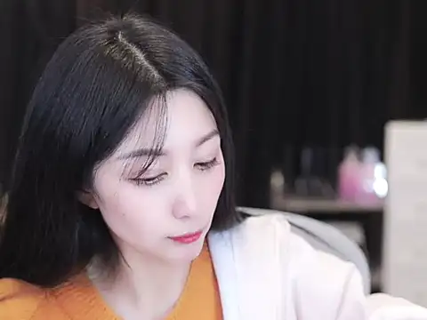 Nuyoah-77 live sex cam