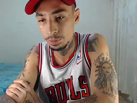 emiliano_hottt live sex cam