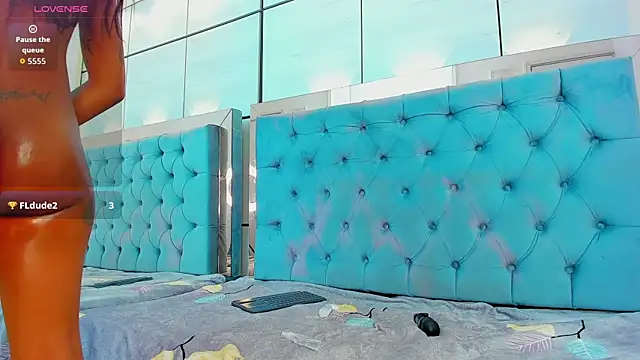 pocahontas_pow's cam snapshot