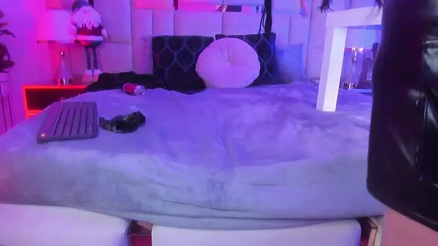 Violett_Sinclair's cam snapshot