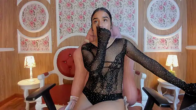 Tash_Blossom's cam snapshot