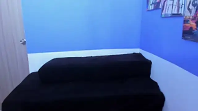 Sofiia_davis23's cam snapshot