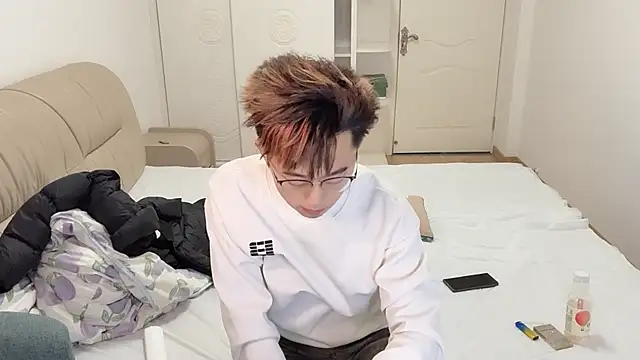 STxuguanhan's cam snapshot