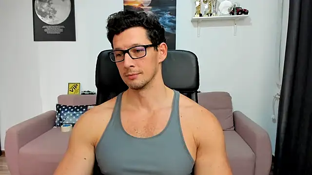 BrutusK08 live sex cam