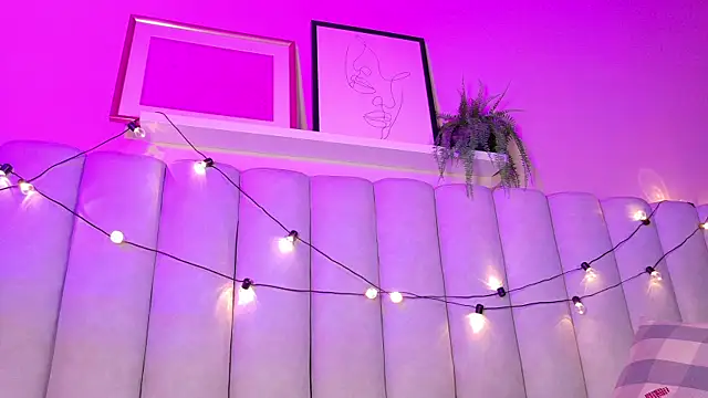 alaia-rogers's cam snapshot