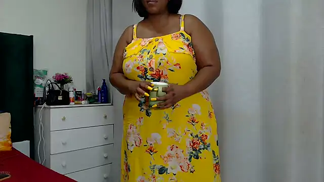 GaggingQueenxx live sex cam