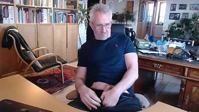 tom-swede live sex cam