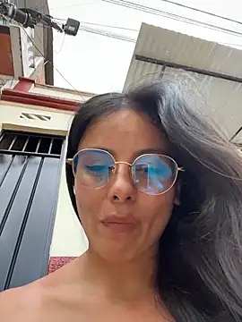 SaraMistick live sex cam