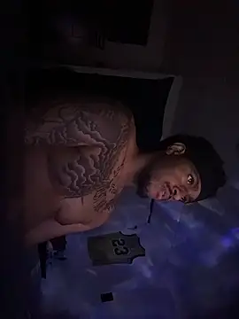 playboyy20's cam snapshot