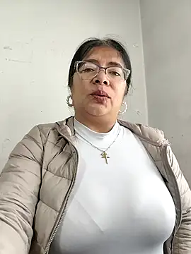 __valentina18 live sex cam