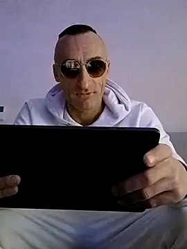 ANGELSANTAMARIA-'s cam snapshot