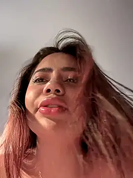 Aryrosee live sex cam