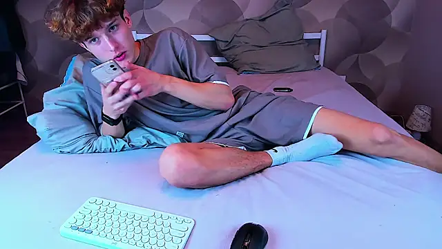 Ian_Flor's cam snapshot