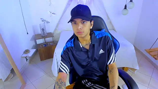 Brand_habes's cam snapshot